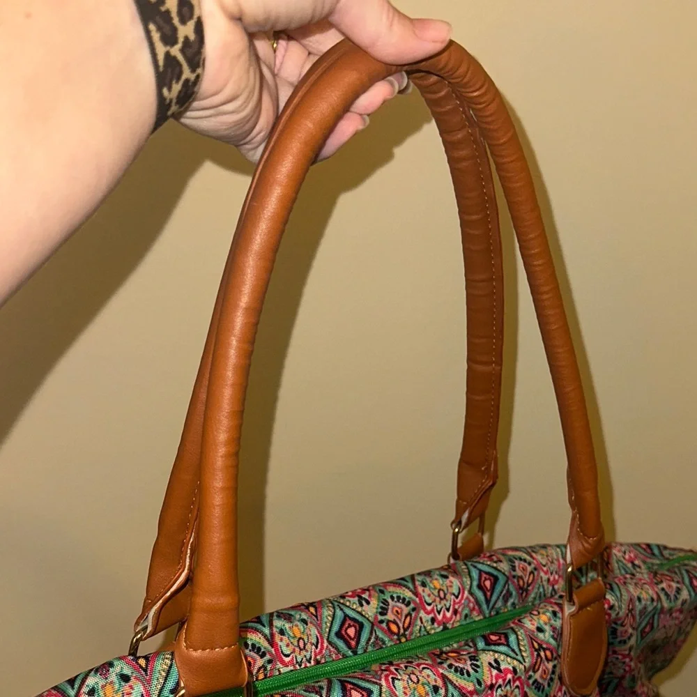 Patterned Weekender Bag Travel Duffle Tote Brown faux Leather Handles - Picture 3 of 7